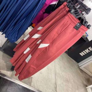 奥莱代购：NIKE 耐克 女款红色运动长裤 BV3938-897（断货退款）