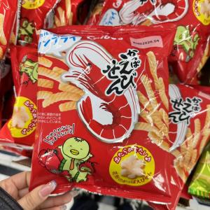 卡乐比CALBEE 膨化虾条 原味77g(只能发邮政路线)
